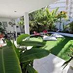 Bungalow Solycan 35 With Hot Tub By Pride Properties Gc