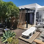 Private Room & Sunny Terrace