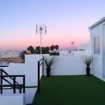 Spacious Apartment In Las Palmas De Gran Canaria 140 M² Parking Included