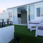 Spacious Apartment In Las Palmas De Gran Canaria 140 M² Parking Included