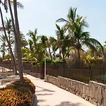 San Agustin Beach Apartments