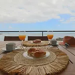 Extra Luxurious Apartment On The Beachfront