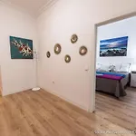 Flatguest Living House