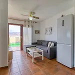 Private Solarium Home - Jacuzzi - Beach Views