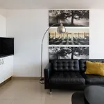 Esther'S Sea View