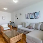 Cliff Suite Las Canteras