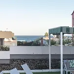 Amplia Y Comoda Con Terraza Y Vistas Al Mar