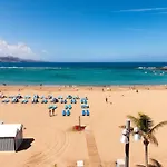 Coqueto Apartamento A 50 Metros De La Playa