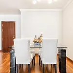 Apartamento En El Centro, Mesa Y Lopez