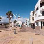 Home2Book Lovely Beachfront Apt Arinaga Green