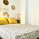 2 Min Dalla Spiaggia Loft Terrazza Casa Gialla