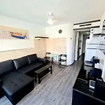 Oceanfront Deluxe-45M, 2 Big Pools,2Aircondition, 2Tv-65