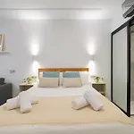 Coral Beach Home By Canariasgetaway