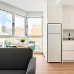 Brand New Apartment 100M From The Beach