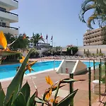 Las Camelias Apartments - Exclusive Apartment