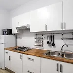 The Greey'S House A