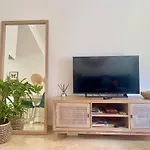 Mariposa Beach Apartment