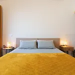 Paradise Corner