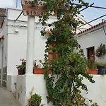 Charming Apartment In San Bartolome De Tirajana With Shared Pool