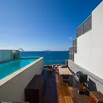 Penthouse With Private Swimming Pool