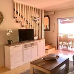 Beach And Golf 4 Bedroom Holiday Home