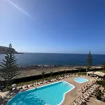 Riviera Paradise