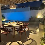 Miami Queens Villa With Private Pool By Tenpropertiesgc