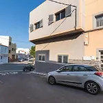 Apartment 3 Bedrooms Familieshi King Routes Wifi