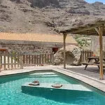 Acogedora Casa Rural Con Piscina Privada Y Barbacoa En Tasarte