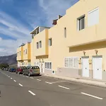 Mocan House I