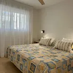 Kalma Beach House,By Mahbo