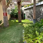 Kalma Beach House,By Mahbo