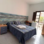 Central, Quiet And Comfortable Room, Breakfast