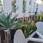 Amazing Bungalow With Wi-Fi For Relaxing Holidays