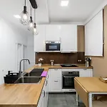 Urban Nest Suites