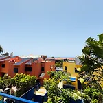 Surf House Meloneras