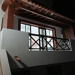Vivienda Con Vistas Al Mar, Cerca De La Playa Y 3 Bedrooms