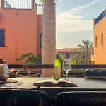 Surf House Meloneras