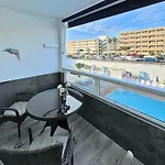 Cosy Pool View Apartment Tinache