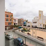 Spacious House In Telde