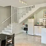 Las Fresas Apartments