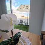 Violeta Suite