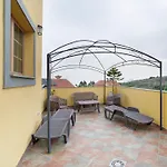 Casa Yaraina