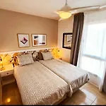 Modern House With 2 Bedrooms Near The Beach