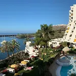 Flott Leilighet Pa Montemarina