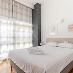 Deluxe Beach Apartment W/ Garage