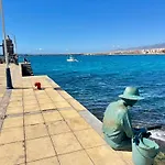 Brisas De Arinaga