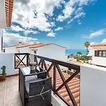 Wonderful Holiday Home With Seaview And Jacuzzi