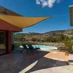 Tauro Villas