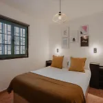 Ferienbungalow Mit Grill, Garten Und Terrasse